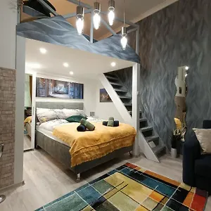  Apartamento Suzan's In The Heart Of